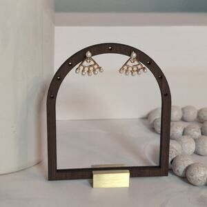 Delicate & Feminine VTG 1980s Gold-Tone & Faux Pearl Fan-Shaped Jacket Earrings